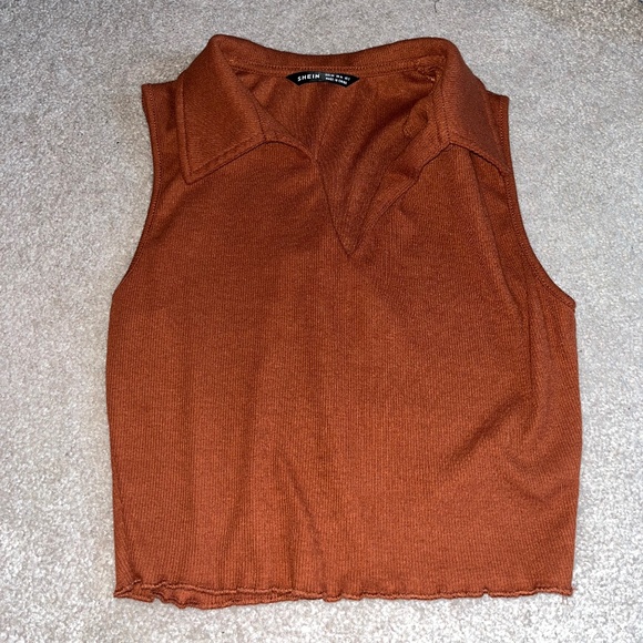 SHEIN Tops - collard cropped tank top
